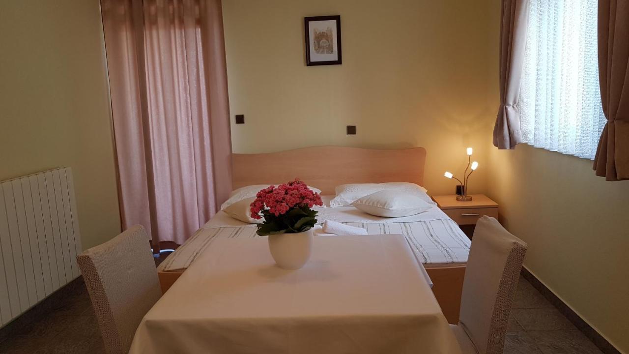 Cosy Villa Near The Beach Zadar Eksteriør billede